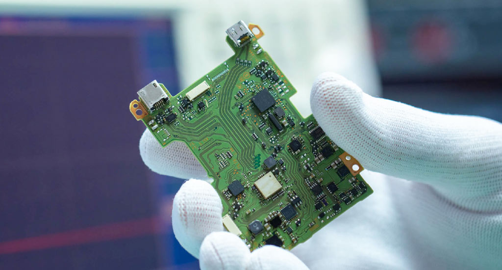 High quality metal materials for electronics for use in precise and lightweight chip and transistors